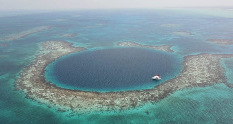 Great Blue Hole from San Pedro